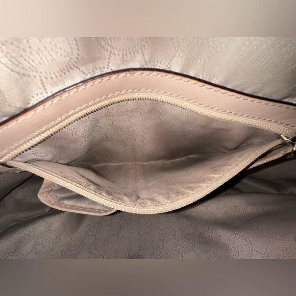 MICHAEL Michael Kors Jet Set Mirror Metallic East/West Signature Tote Bag - Picture 7 of 15